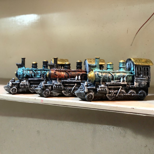 Vintage steam train old look sculpture,tabletop ornaments
