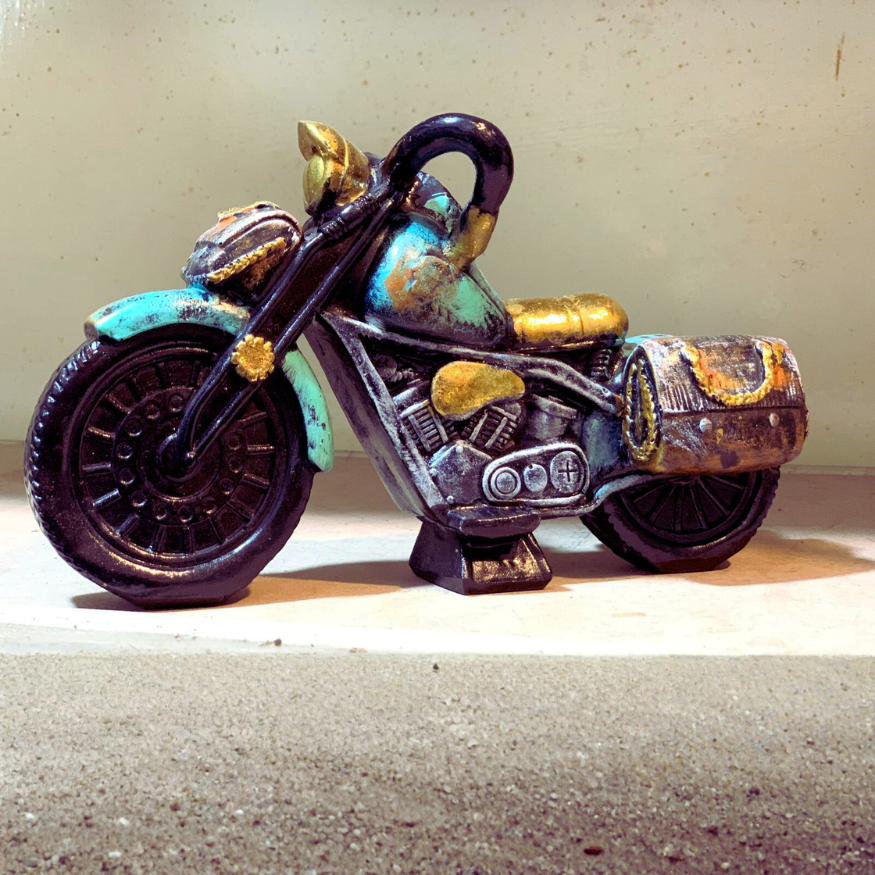 Vintage Retro Bike Statue Showpiece - decoration item